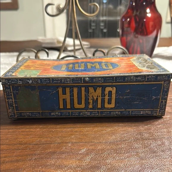 Humo All Quality Cigar Box with Blue and Orange Design - Picture 4 of 9